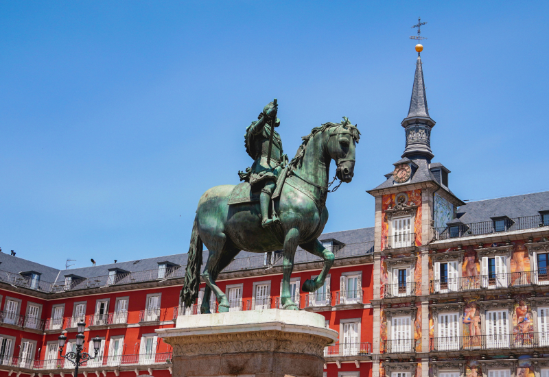 Plaza Mayor Madrid Statue