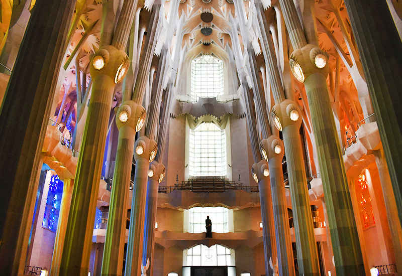 sagrada familia inside